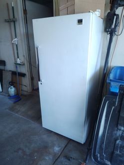 Whirlpool old school stand up freezer