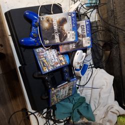 TRADE.  Playstation 4 Packages  