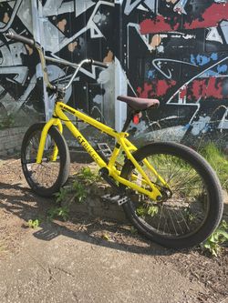 BMX SLAMMER GT 自転車本体 イエロー 20インチ 自転車本体