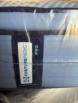 Brand new pollow  top  Cali  king  size mattress