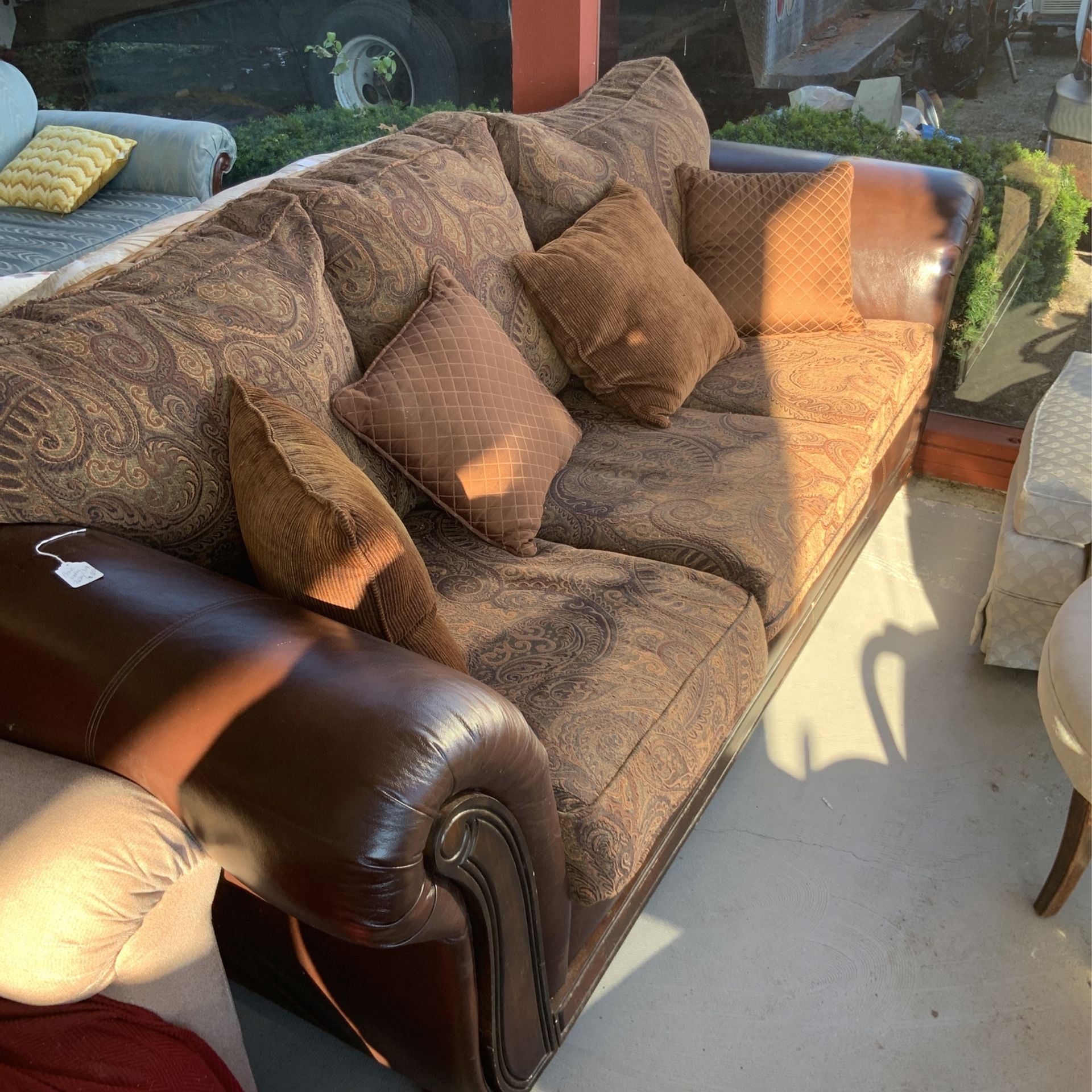 Brown  Leather Couch  W/paisley Cushions 