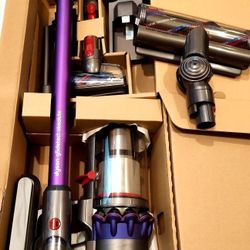 Dyson gen5detect Stick vacuum In box