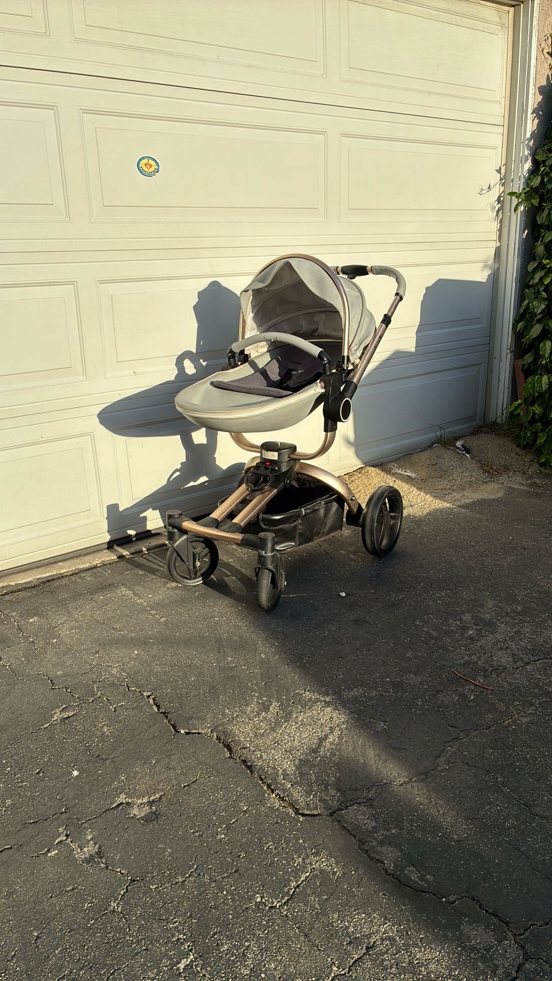 Max Aulon Stroller