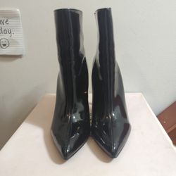 Patent Leather  Zip Back Boots 8 