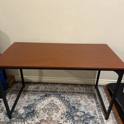 Mahogany Color Table 