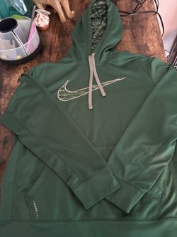 Men’s Nike Hoodie - M