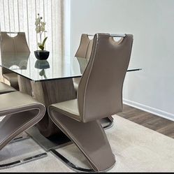 Glass Top Dinning Table Set With 6 Chair