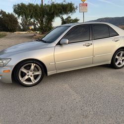 2002 Lexus IS 300