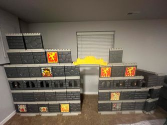 Mega Bloks Giant Adventure Castle – 1.5 Sets – Discontinued