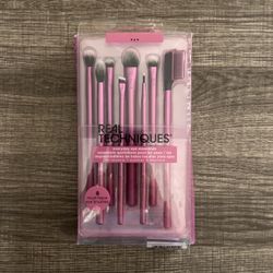 Real Techniques Eye Essentials 8 Pc Must Have Brushes $7 C My Page Great New Items Ty