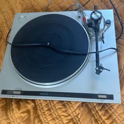 ONKYO Auto-Return Turntable 