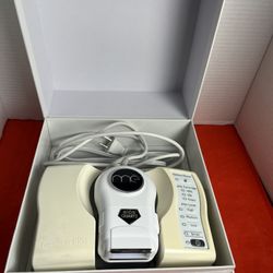 mē Smooth Permanent Hair Reduction Device Technology - with 200,000 Pulses