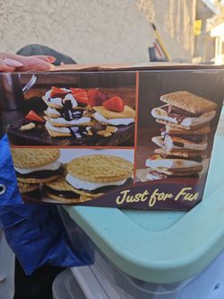 Brentwood smores maker
