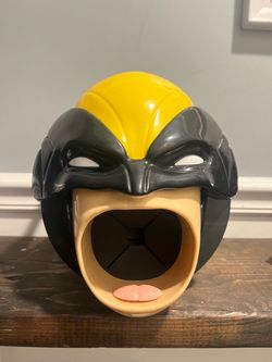 Deadpool & Wolverine Bucket - Wolverine Edition