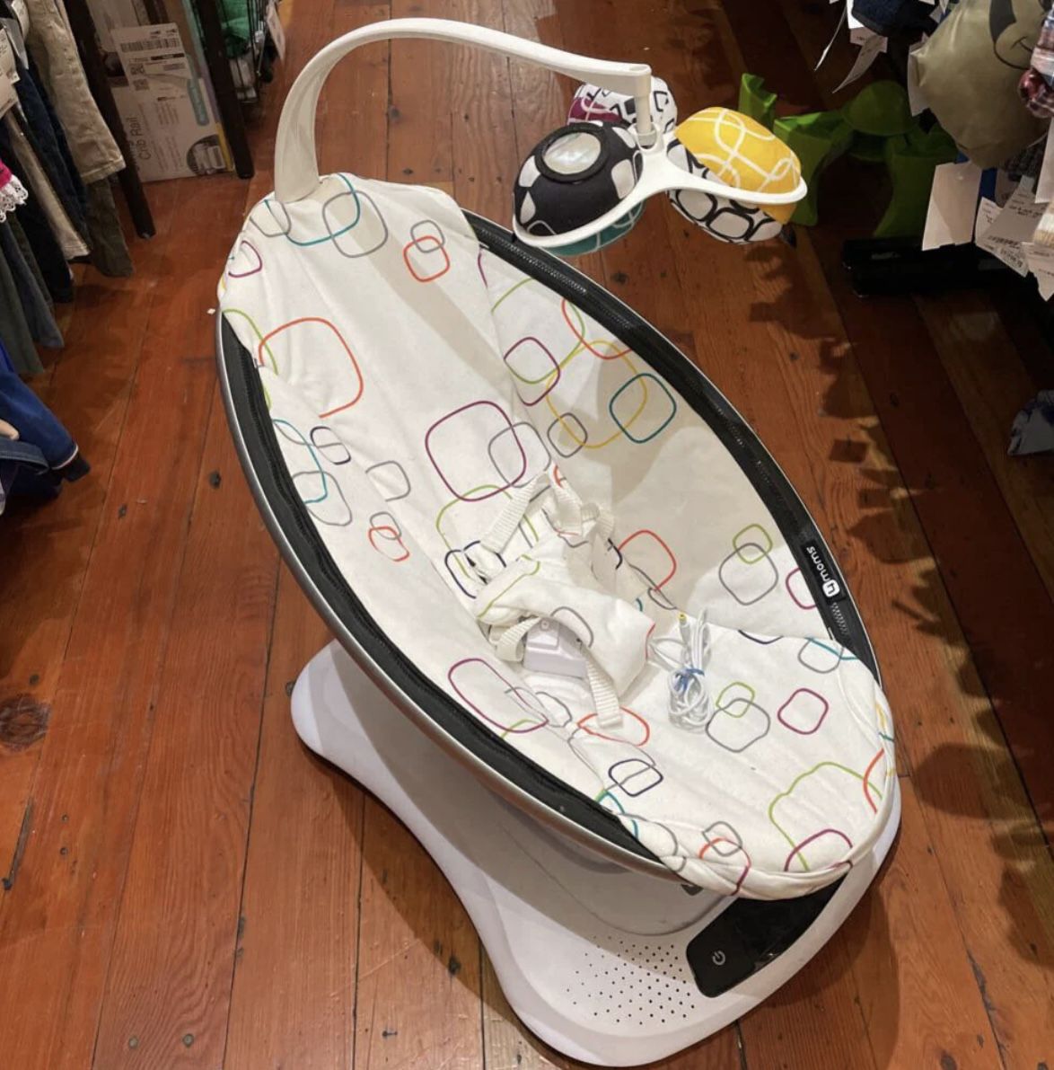 Mamaroo Baby Swing