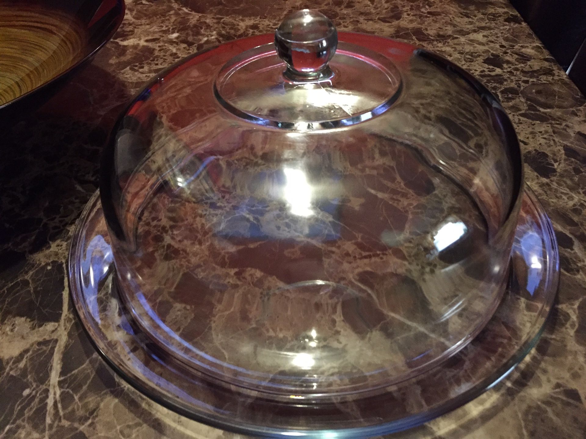 Glass dome (for cakes)