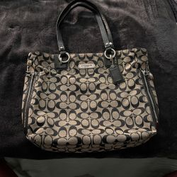 Coach Gallery Signature NS Zip Tote Black White/Black