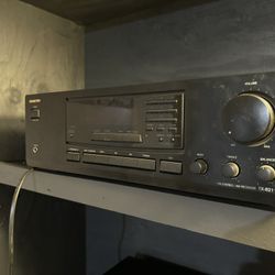 Onkyo Stereo Receiver