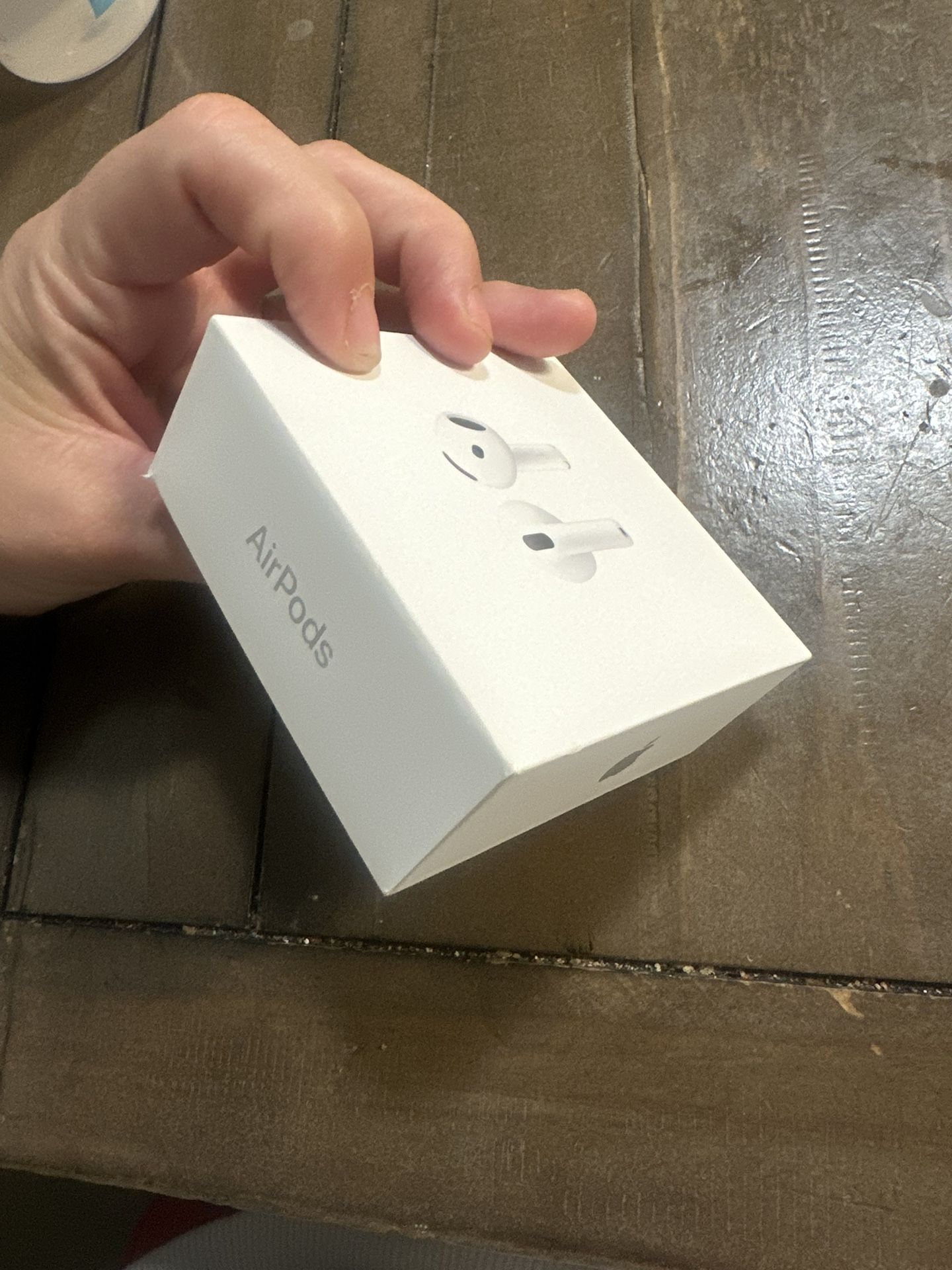 Air Pods 4