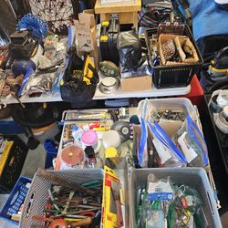 Garage/Yard Sale. 8:00am NO SOONER!!!