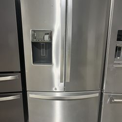 Refrigerator Whirlpool 36” inches French doors stainless steel