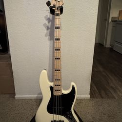 Fender Squire Jazz Affinity Bass