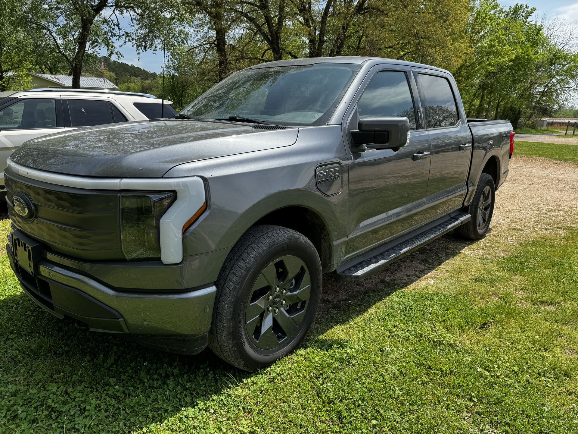 2022 Ford F-150 Lightning