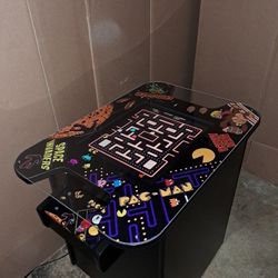 Arcade Cocktail Table 