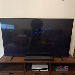 Samsung QLED 70 Inch TV With Samsung Soundbar $500