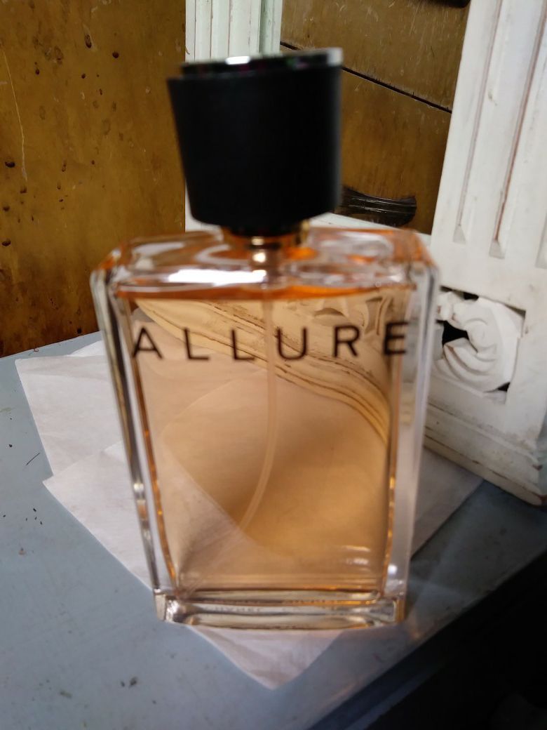Allure Chanel 3.4oz Lg! Parfum 60$ for Sale in Tacoma, WA - OfferUp