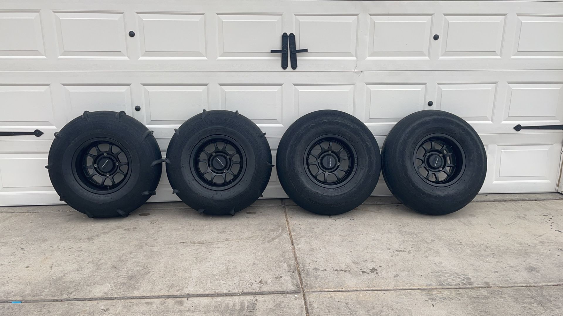 Rzr Turbo 1000 32” Paddle Tires for Sale in North Las Vegas, NV OfferUp