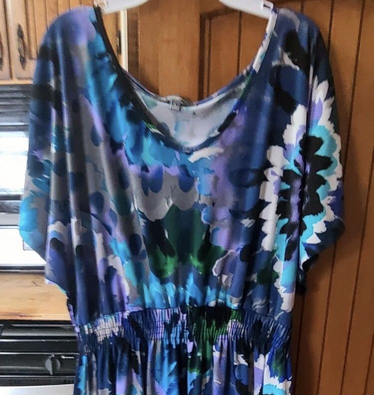 LARGE  MY COLLECTION WOMANS SHORT SLEEVE DRESS