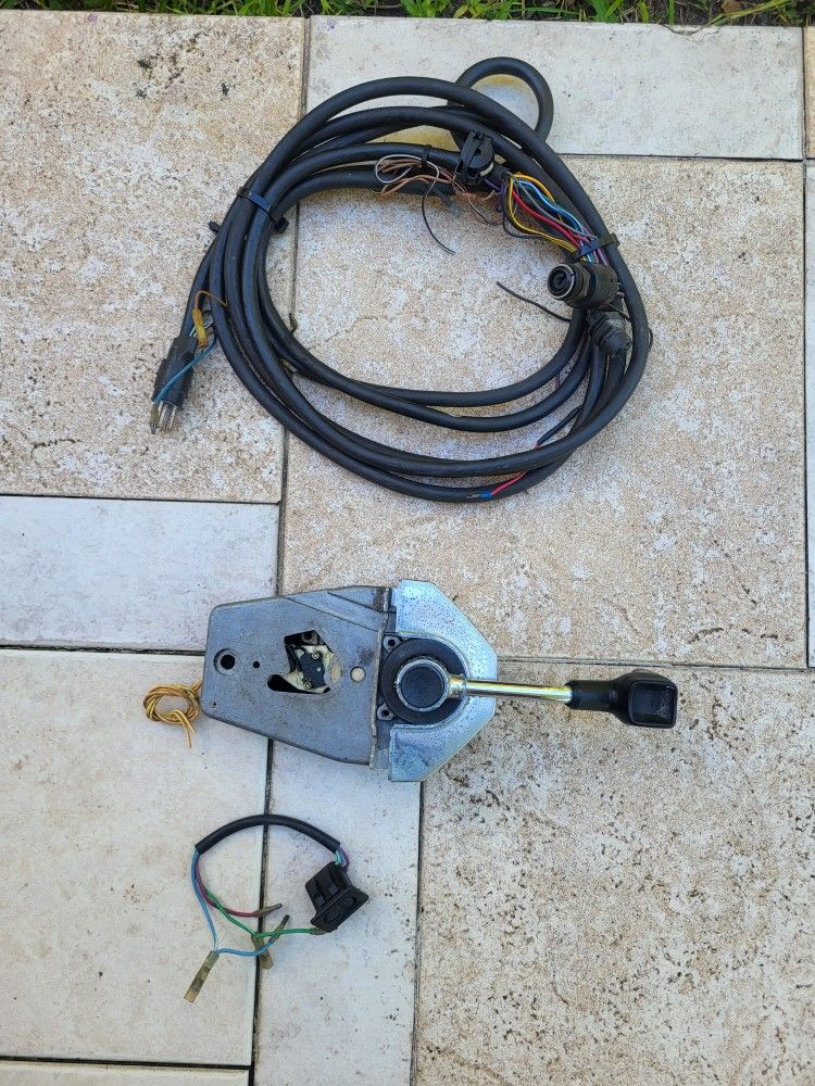 Mercury Single Engine Top Mount Control Box And Harness