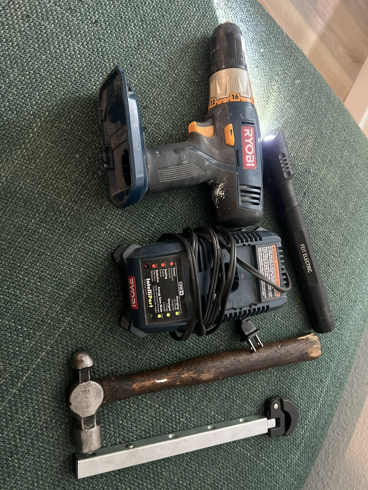 Cordless Power Drill &tools 25$