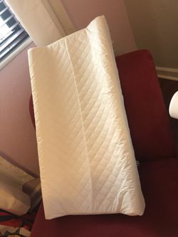 Diaper change mattress for diaper table