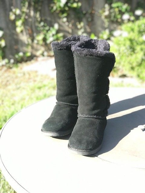 womans suede shearling Style Boots size 10