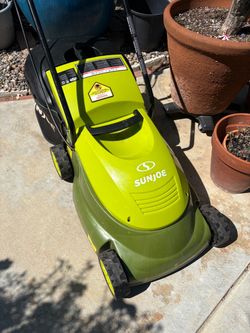 Sun Joe Electric Lawnmower MJ401E