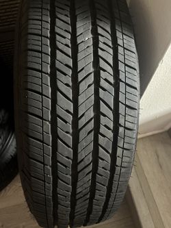 Size are 245/75 r17 Jeep Tires