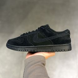 Nike Dunk Low SE “Triple Black” Sizes 8 - 13 IN HAND BRAND NEW