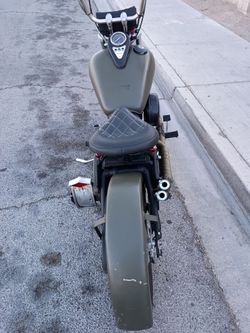 A Suzuki 2000 motorcycle