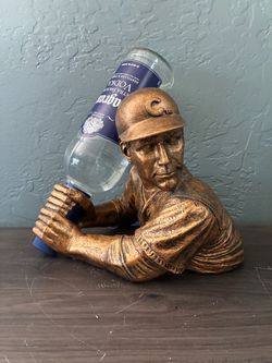 CHICAGO CUBS Bam Vino Wine Liquor Bottle Holder Bust. Bronze Resin. Pre Owned.