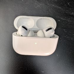 Airpods Pro 1st Generation with Wireless Charging 