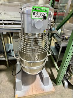 Uniworld 30 qt Mixer
