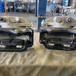 2015 Silverado Rear Disk Break Calipers Pads And Bracket