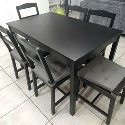 New Kitchen Table Set