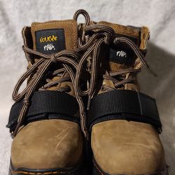 Cougar Paws - Roof Boots  Size 8.5