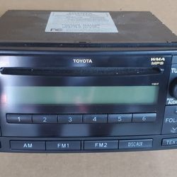 OEM Radio And CD Player For Toyota FJ Cruiser