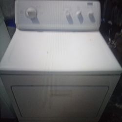 Gas Dryer In Excellent Working Condition 