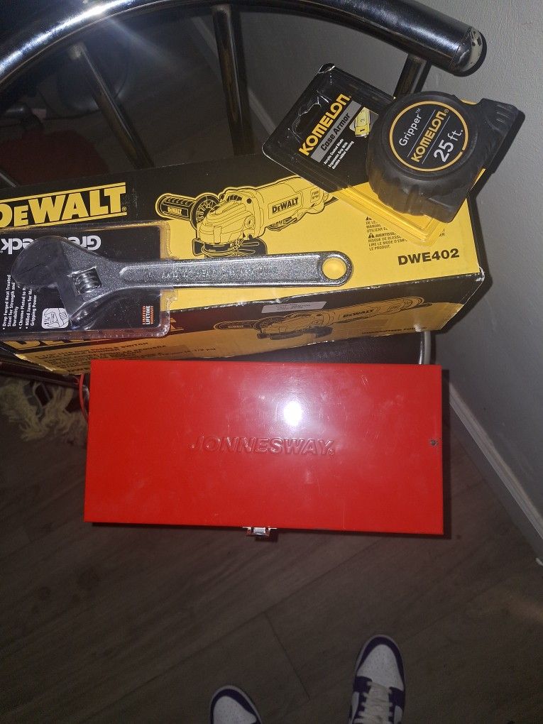 grinder plus tool