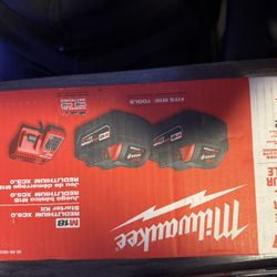 Milwaukee M18 5.0xc Battery Combo Kit New